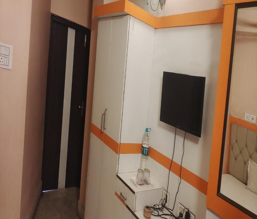 Staymaker Tirupati Guest House 加尔各答 外观 照片